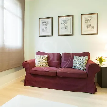 4 Apartment *